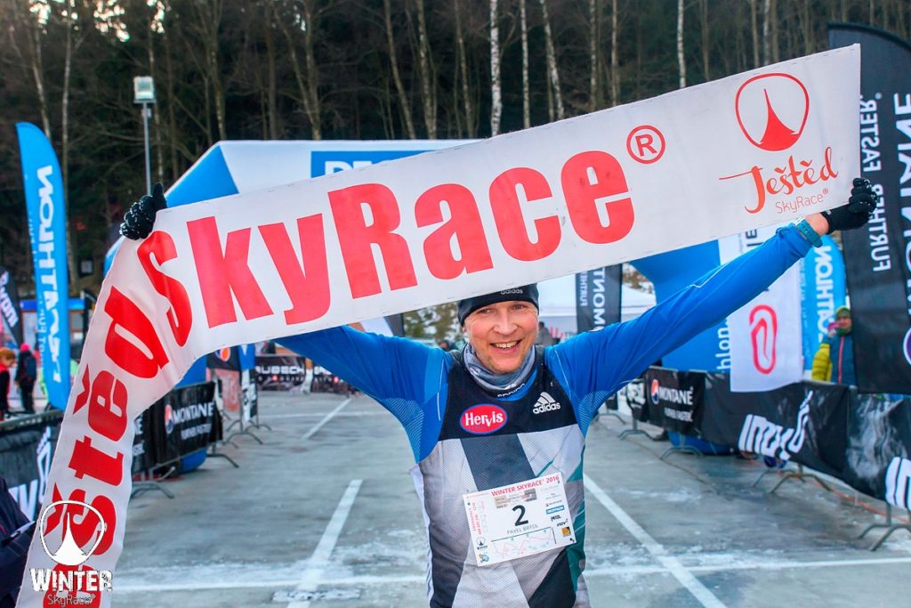 Pavel Brýdl vítěz winter skyrace 2016 na ještědu